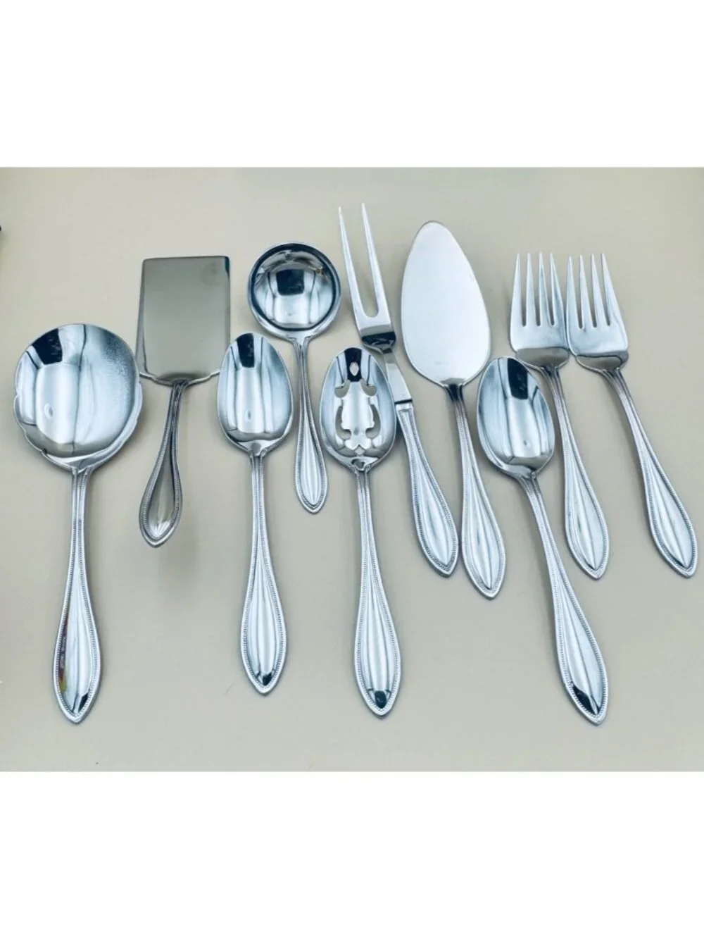 Set of 13 Wallace AMERICAN TRADITION Serving Pieces